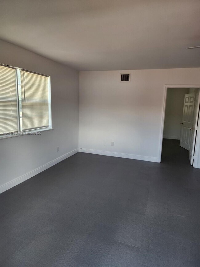 Building Photo - 14240 NW 22nd Ave
