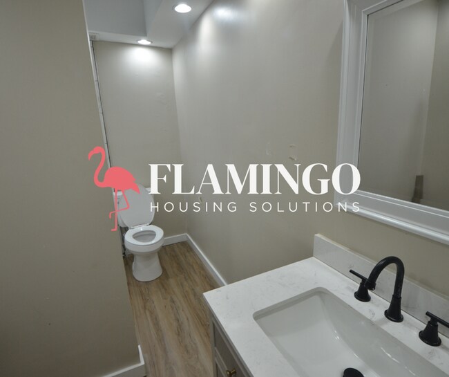 Building Photo - 33 E Babbit St