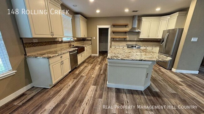 Building Photo - 148 Rolling Creek