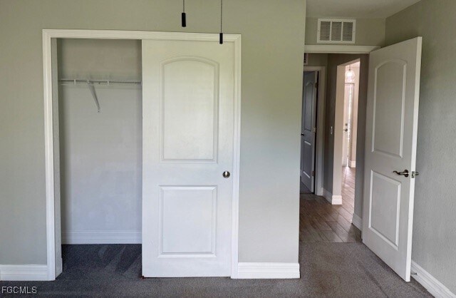 Building Photo - 606 NE 16th Terrace