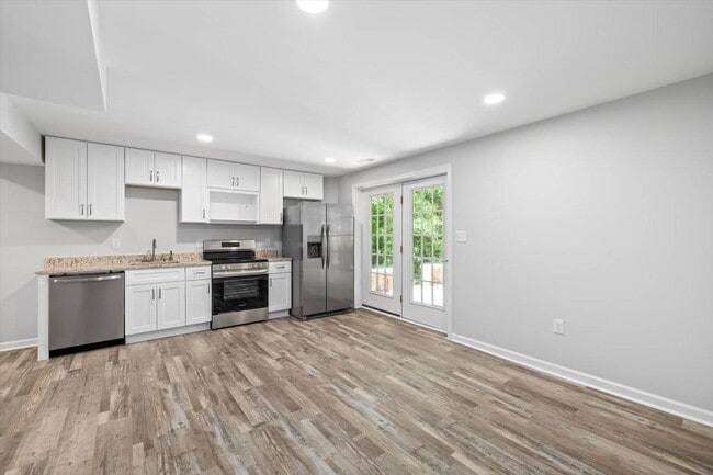 Building Photo - 1010 Hotchkiss Ct