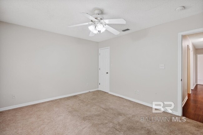 Building Photo - 157 Pemberton Loop