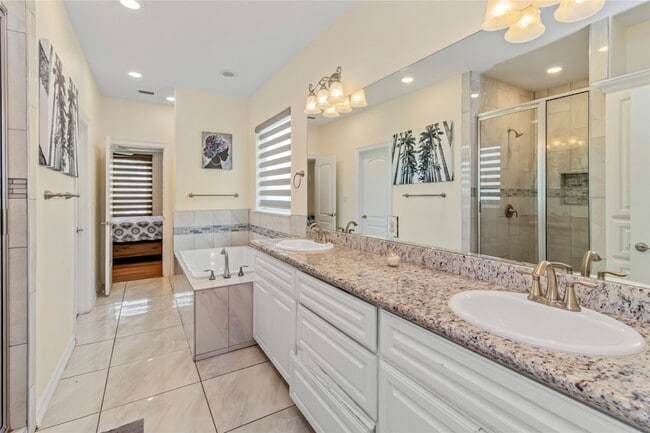 Building Photo - 2016 Santa Fe Cir