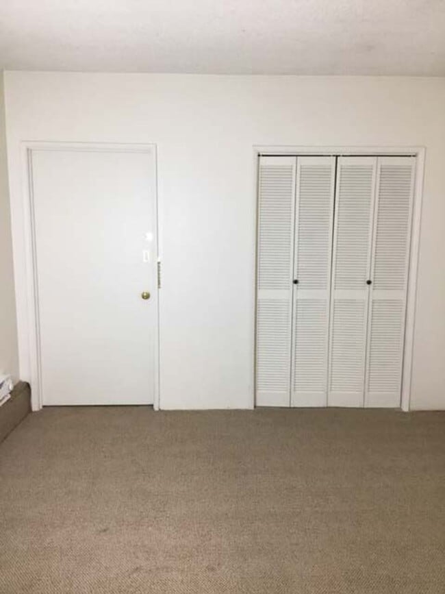 Building Photo - 5129 SE Cesar Estrada Chavez Blvd