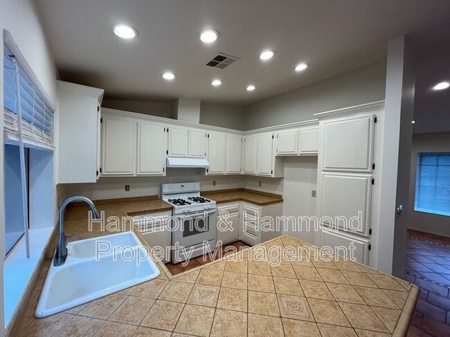 Building Photo - 161 Heavenly Valley Rd