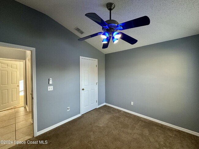 Building Photo - Charming Four Bedroom Home with a Beautiful Pond in the Back