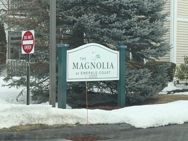 Building Photo - 1214 Emerald Ct