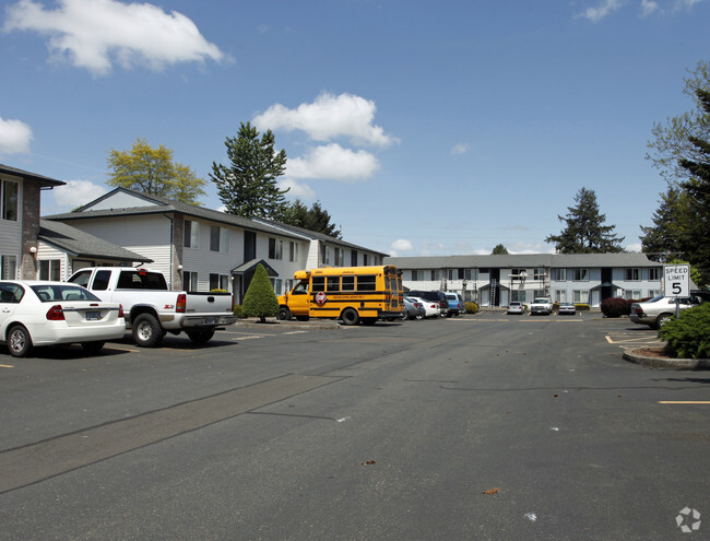 Building Photo - Rivertown Apartments