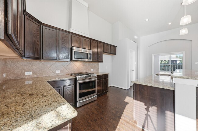 Building Photo - 6011 Watford Bend