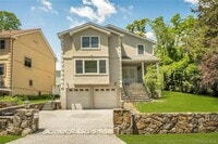 Building Photo - 696 Ridgeway