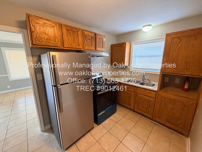 Building Photo - 1414 East Ave