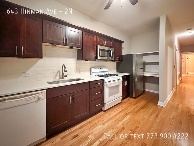 Building Photo - 643 Hinman Ave