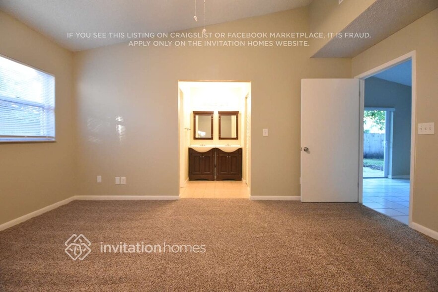 Building Photo - 11332 Maxton Way