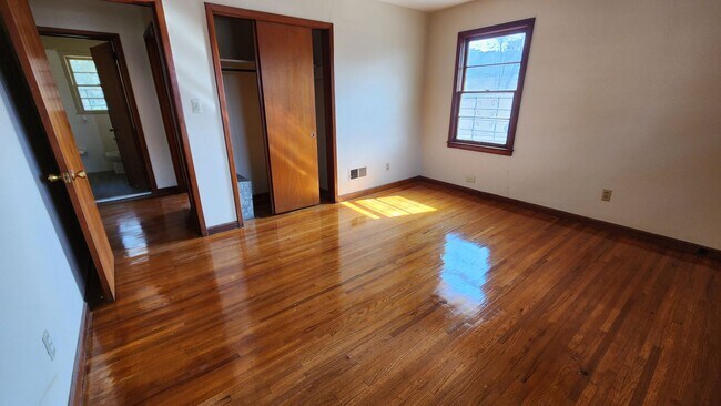 Building Photo - Near Ft Benning