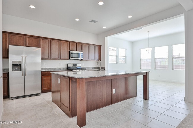 Building Photo - 25092 N 75th Ln