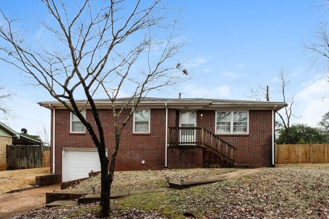 Building Photo - 3206 Bayless Dr SW