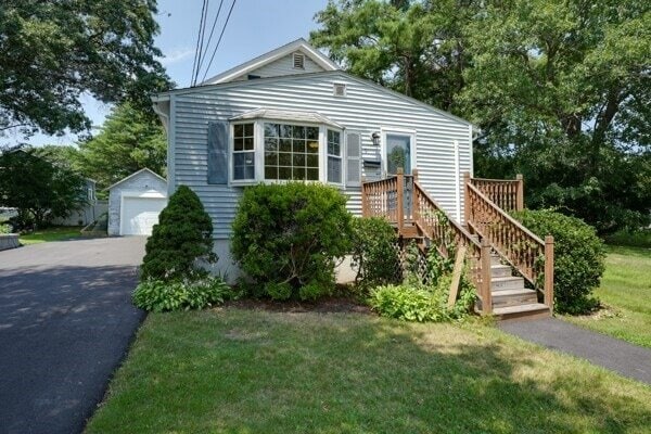 Building Photo - 9 Harriett Ave