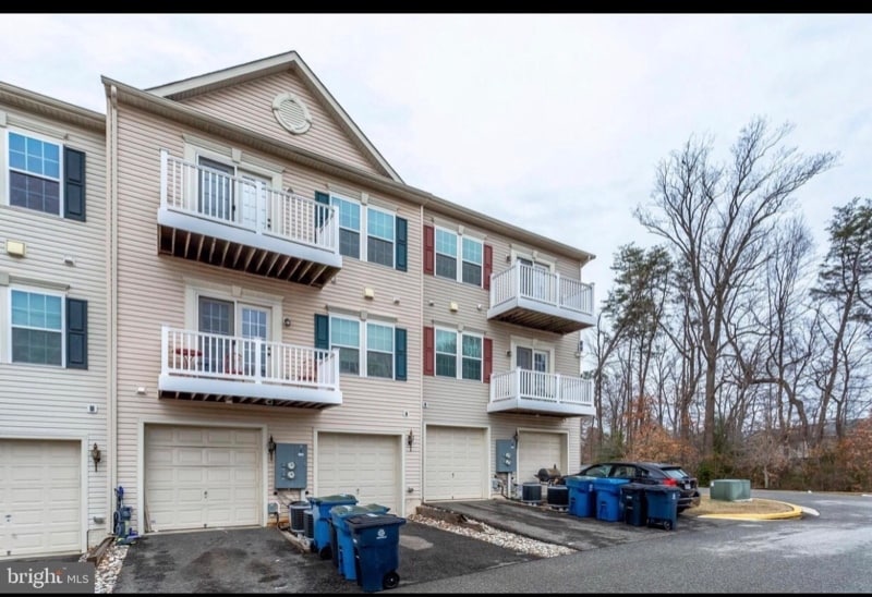 Building Photo - 5618 Virginia Ln