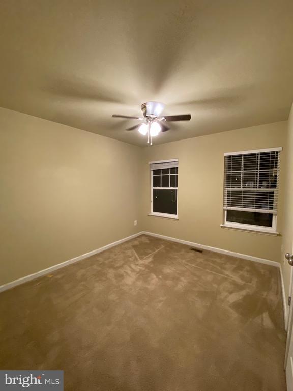 Building Photo - 104 Gretchen Ct