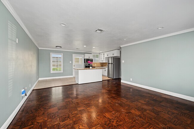 Building Photo - 5202 Nina Lee Ln