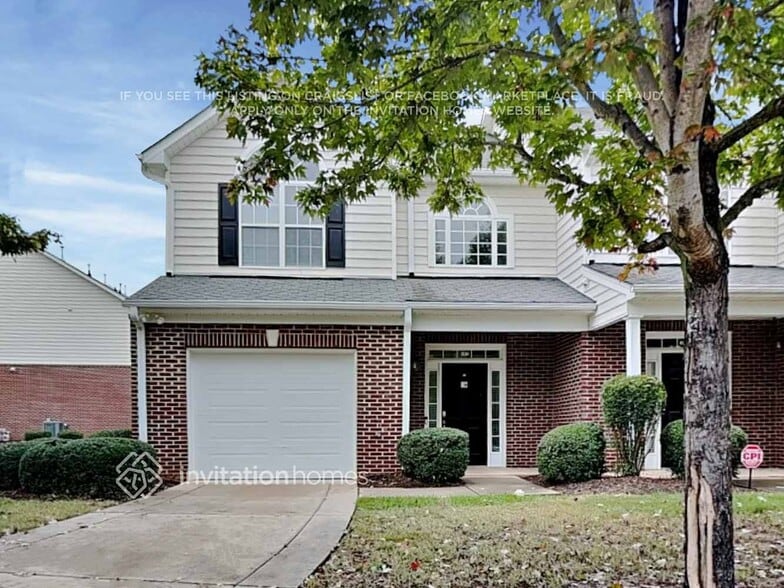 Primary Photo - 1410 Nicklaus Dr