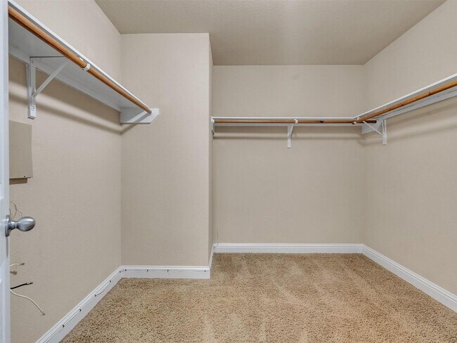 Building Photo - 16327 Morgan Willow Ln