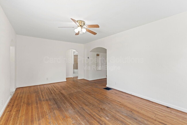 Building Photo - 2602 Elmo Pl