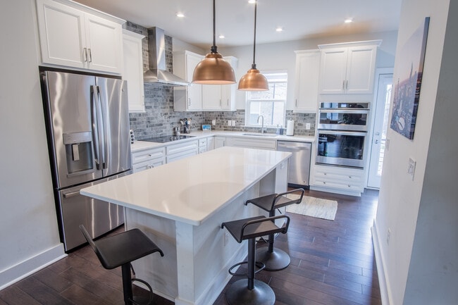 Building Photo - 3826 Sky Haven Dr