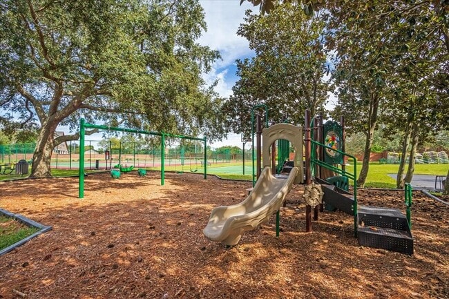 Building Photo - 10606 Boca Pointe Dr
