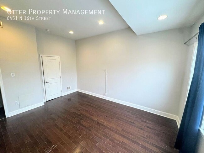 Building Photo - 6451 N 16th St