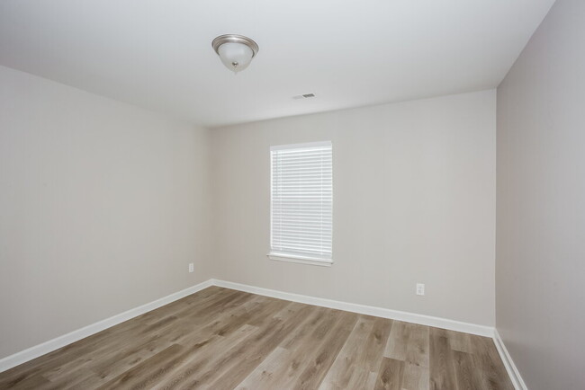 Building Photo - 2322 Tory Oak Pl