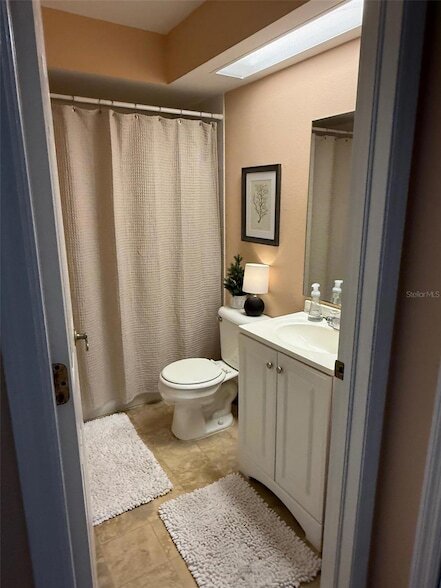 Building Photo - 4147 La Pasida Ln