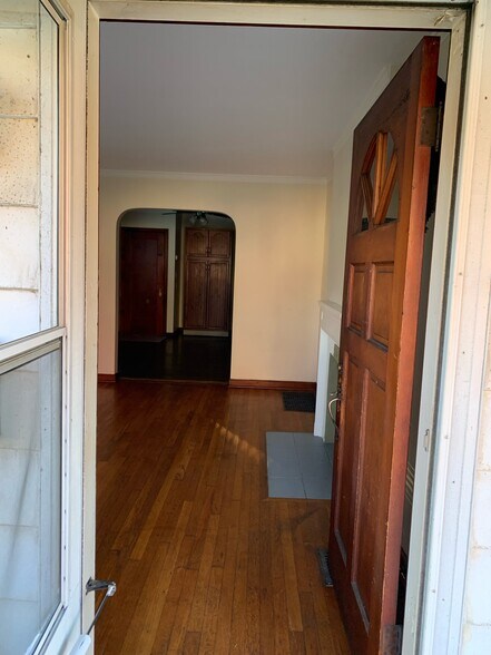 Front Entrance - 83 S Powell Ave