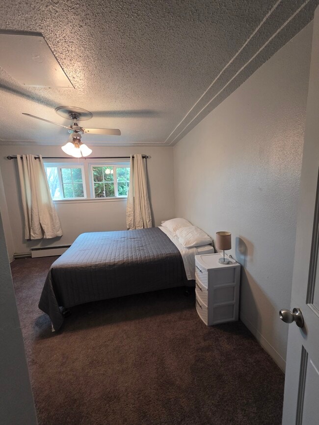 Building Photo - 505 S 10th St