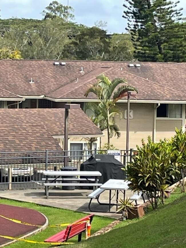 Building Photo - Available now - 2 bedroom / 2 bath / 2 parking in Mililani