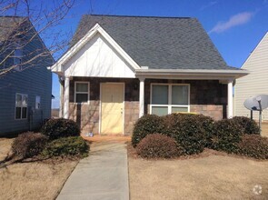 Building Photo - 3br house near Downtown