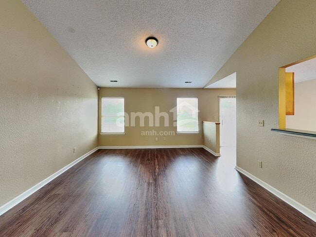 Building Photo - 8316 Crosser Dr