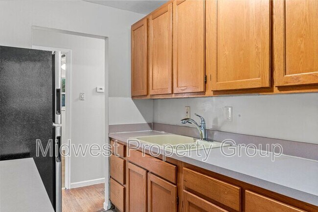 Building Photo - 306 Banff Cir