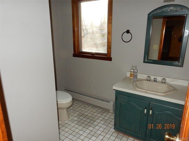 Building Photo - 104 County Rd 65