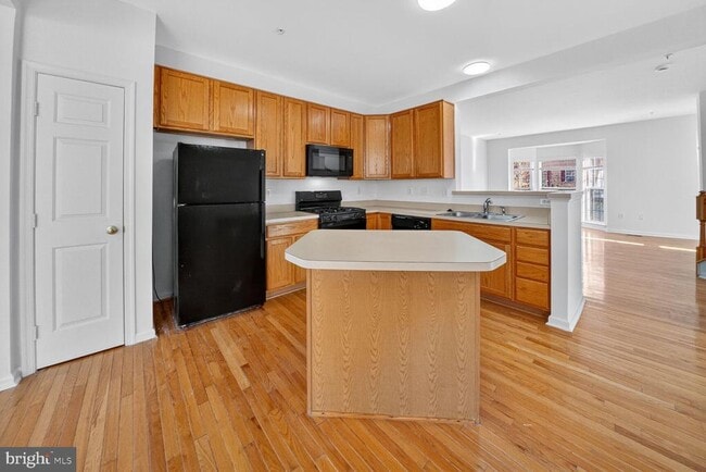 Building Photo - 1700 Peach Blossom Ct