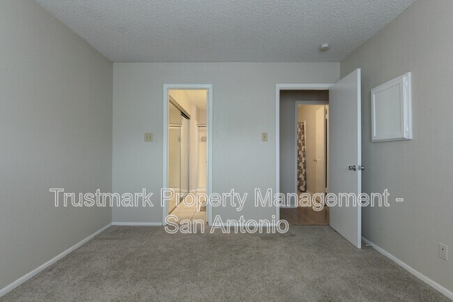 Building Photo - 4119 Castlewood