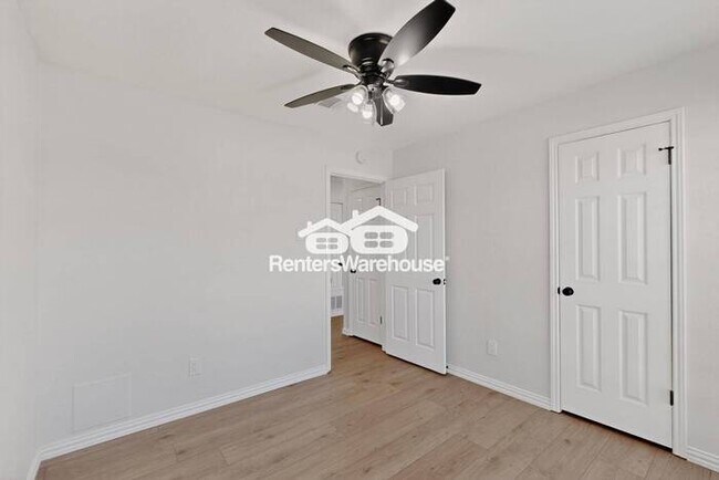 Building Photo - Completely Refreshed Rowlett Home