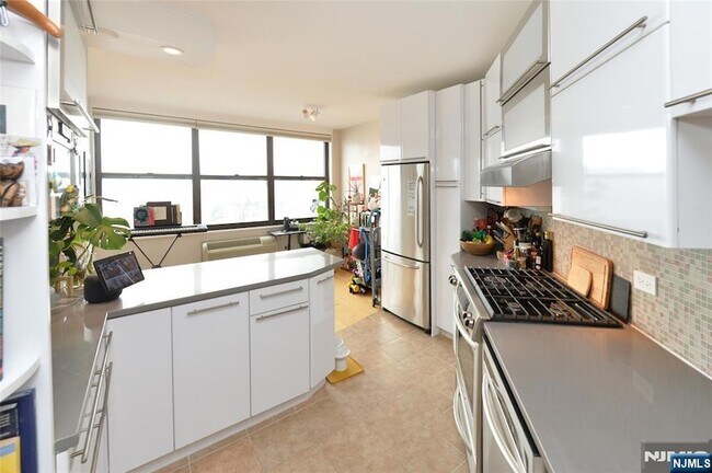 Building Photo - 7000 JFK Blvd E