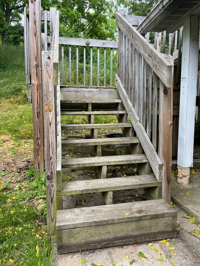 Building Photo - 849 W Hunter Run