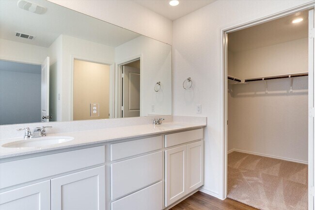 Building Photo - 131 Tofalla
