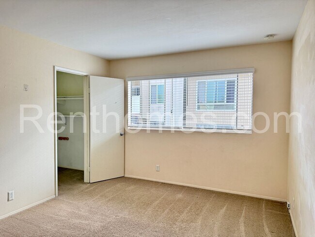 Building Photo - 7679 Stalmer St