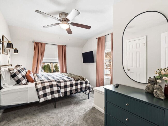 Building Photo - 3746 Northwood Rd