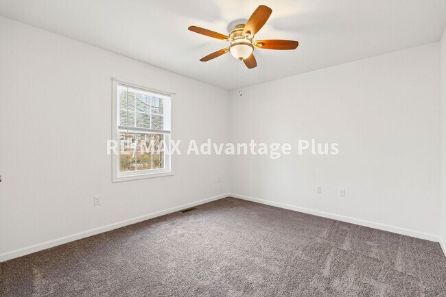 Building Photo - 408 Winston St