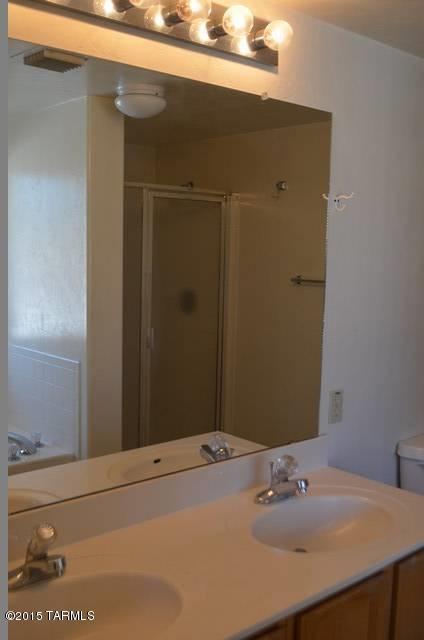 Building Photo - 9127 E Wolfberry St