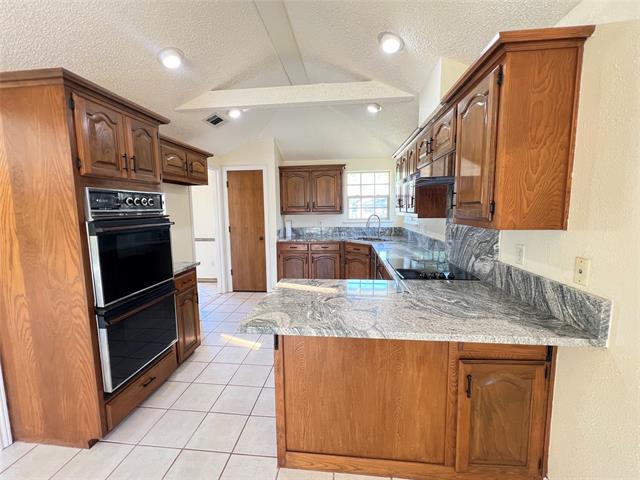 Building Photo - 2312 Blue Cypress Dr